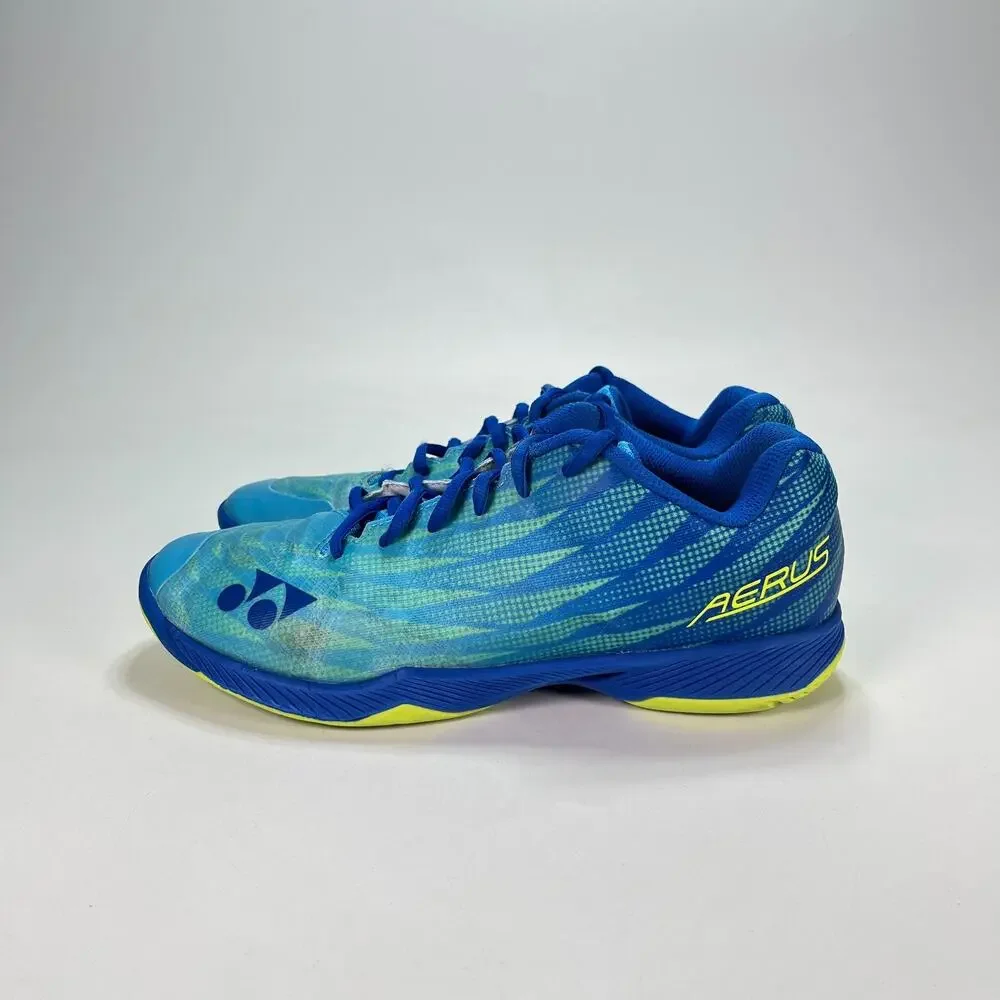 Yonex power cushion